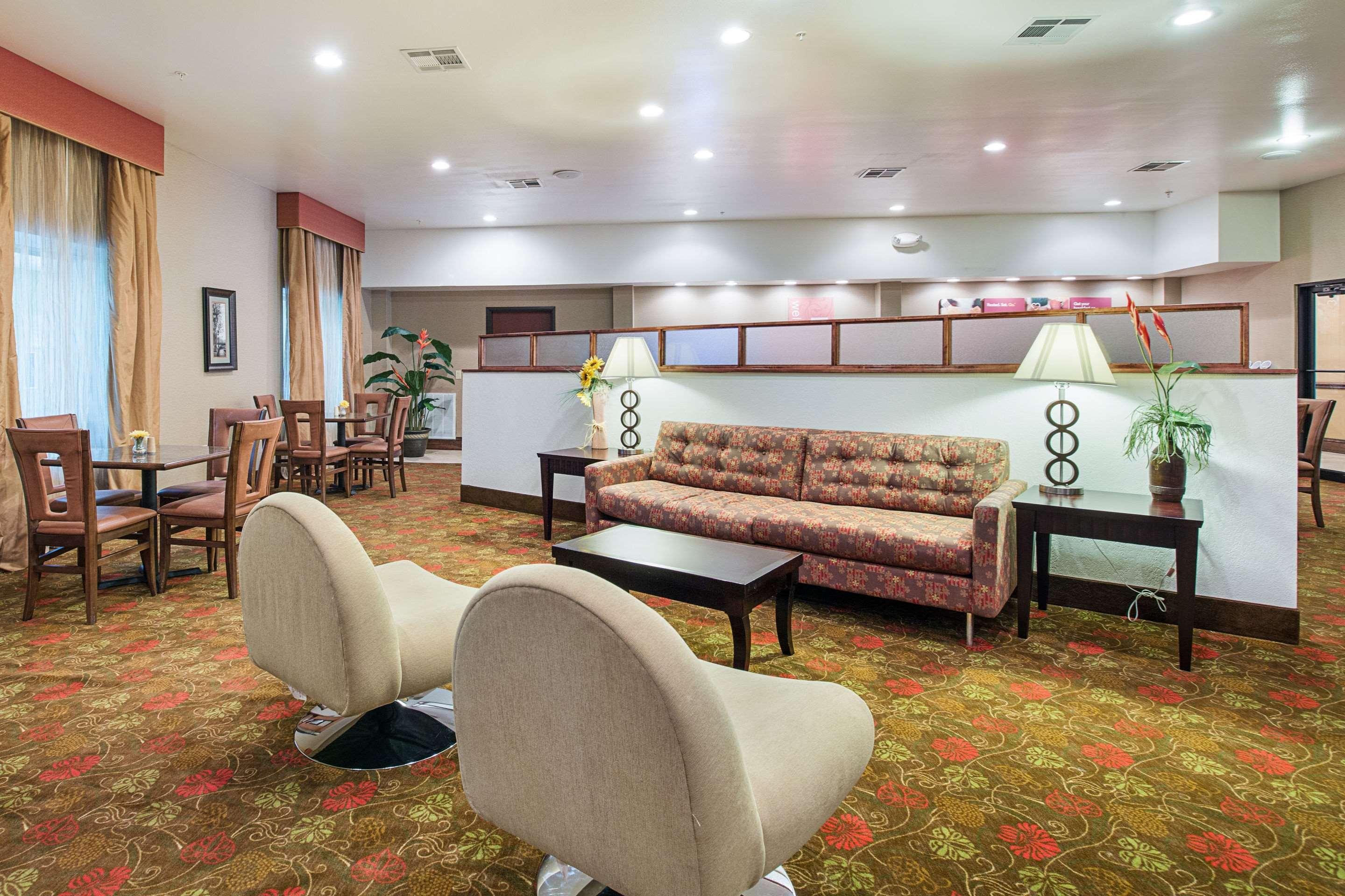 Comfort Suites Leesville Kültér fotó